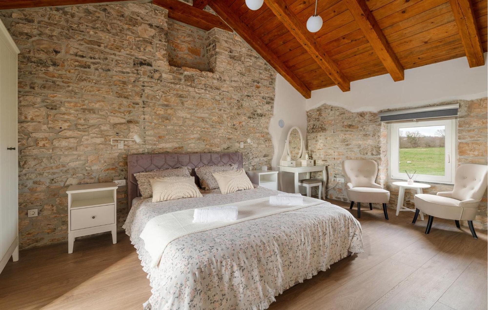Lovely Home In Vidulini With Kitchen Exteriör bild